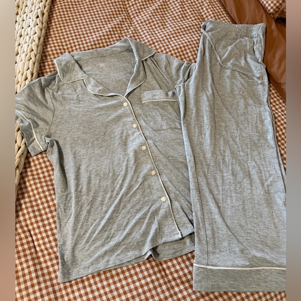 Auden Women's Cloud Knit Light Gray Pajama Set Medium